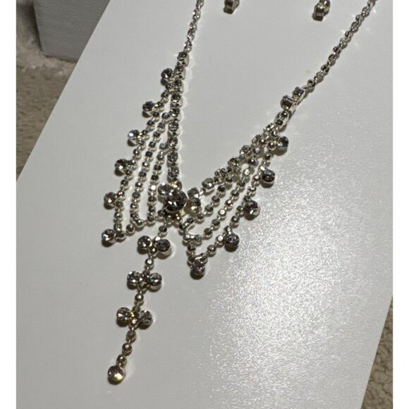 Christina Collection Silver Crystal Necklace & Earrings Set Angel Look Elegant - Picture 2 of 9